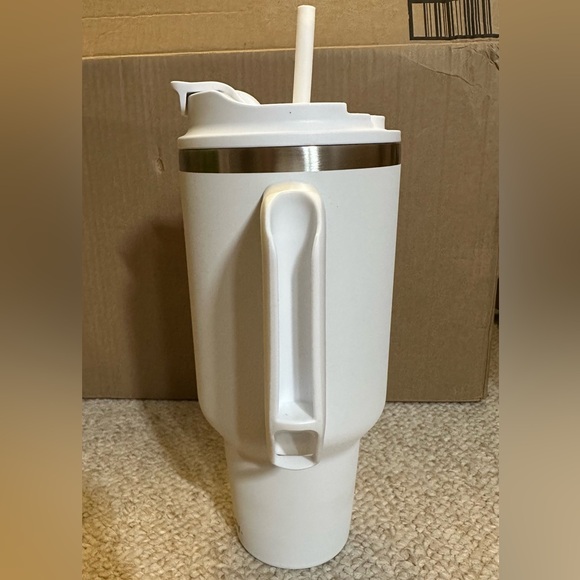 Frost Buddy Thicc Buddy 50oz White NEW IN BOX - Picture 2 of 14